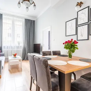 Apartamento Pod Arkadami, Varsovia