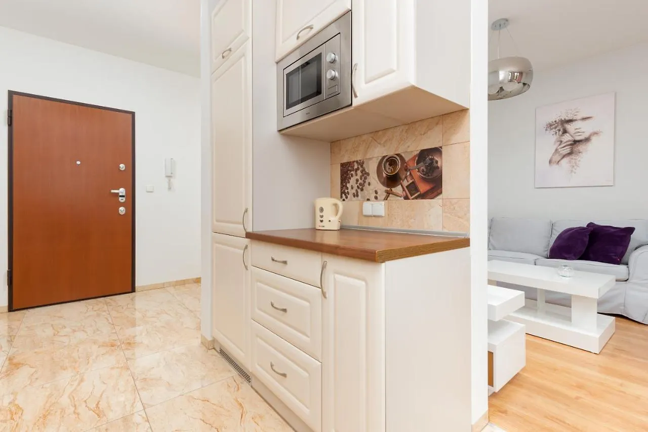 Apartament Na Woli Sowińskiego by Renters Warszawa